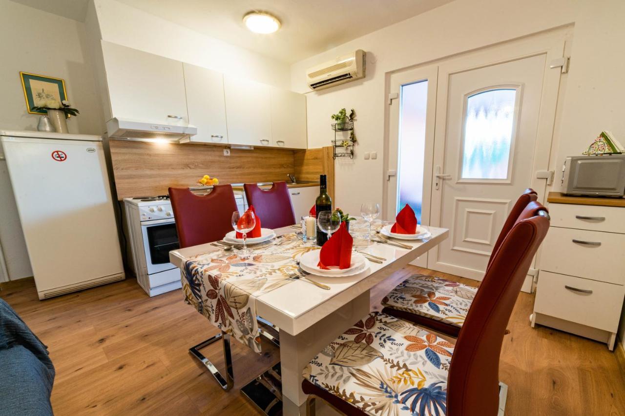 Apartment Milica Rab Town Extérieur photo